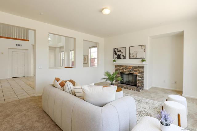 641 Serrano Ln, Chula Vista CA: https://media.crmls.org/mediaz/20653121-ea91-43d4-b84a-0a543df03560.jpg