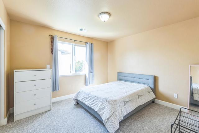 1512 Marigold Drive, Patterson CA: https://media.crmls.org/mediaz/20655e4c-5719-41b7-aee9-b9089dd09f8f.jpg