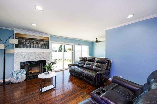 Image 14 of 52 For 8301 Blossom Hill Dr