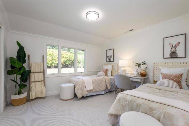 50 Bear Gulch Drive, Portola Valley CA: https://media.crmls.org/mediaz/2066fb36-49b3-422f-974e-f2e5d916cc13.jpg