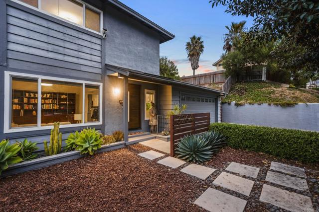 Front Image Thumbnail for CRNDP2510722