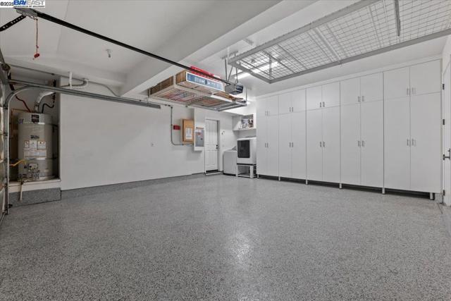 9752 Belladonna Dr, San Ramon CA: https://media.crmls.org/mediaz/2067be48-a726-47f8-8f08-27361ea46445.jpg