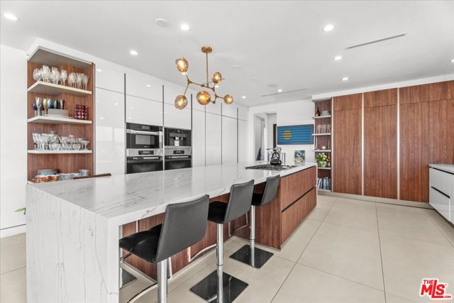 2284 Hercules Drive, Los Angeles CA: https://media.crmls.org/mediaz/2067df5e-9f45-44cf-894c-acc810b1a6ab.jpg