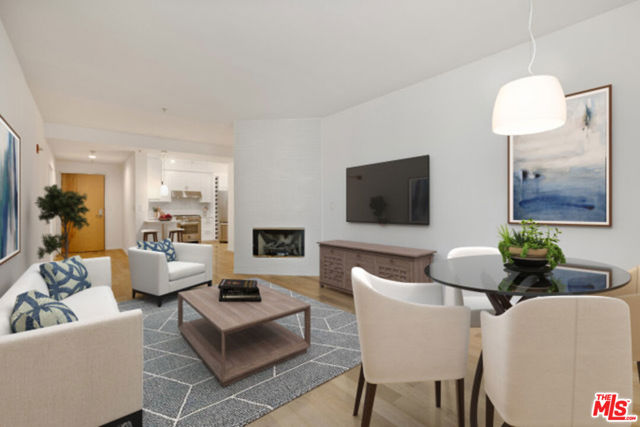 4180 Fair Avenue, Studio City CA: https://media.crmls.org/mediaz/2067fb19-483d-4ec3-a669-5ea90cf866c5.jpg