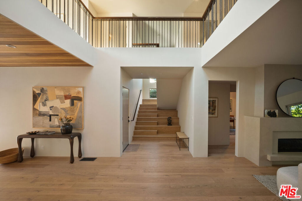 MLS #25590941 image #21