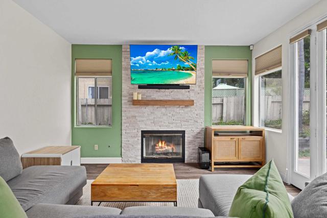 Detail Gallery Image 14 of 54 For 7004 Vista Olas, Carlsbad,  CA 92009 - 5 Beds | 3 Baths