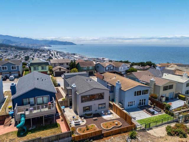 373 Coral Ridge Drive, Pacifica CA: https://media.crmls.org/mediaz/2069edfc-0da6-47d0-8761-244cf181730b.jpg