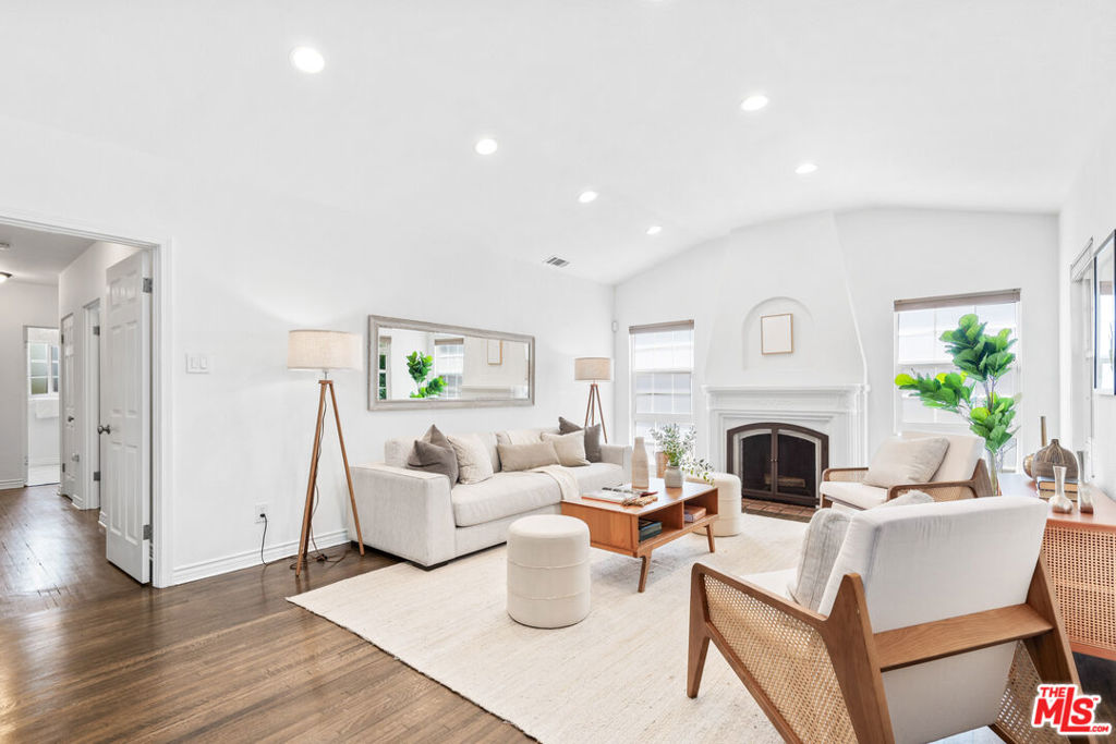 MLS #25607819 image #12