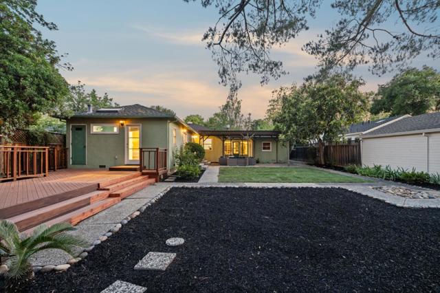 47 Fillmer Avenue, Los Gatos CA: https://media.crmls.org/mediaz/206b9fe2-709b-4e90-8ba4-4e5ba8967e97.jpg