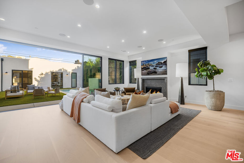 MLS #25619907 image #5