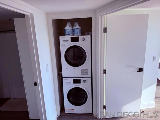 1514 7Th Ave, San Diego CA: https://media.crmls.org/mediaz/206da3f7-f924-4d64-a9f5-83bc0447ddbf.jpg
