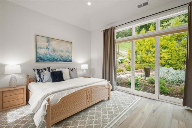 17435 Phillips Avenue, Los Gatos CA: https://media.crmls.org/mediaz/206deec2-51db-4047-893d-b7120c2638dd.jpg