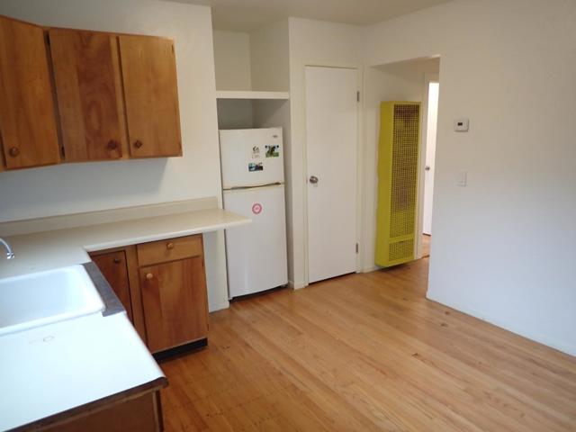 18039 Riverside Drive, Sonoma CA: https://media.crmls.org/mediaz/206ed6d0-a95b-445e-8cf6-ab37eba11e09.jpg