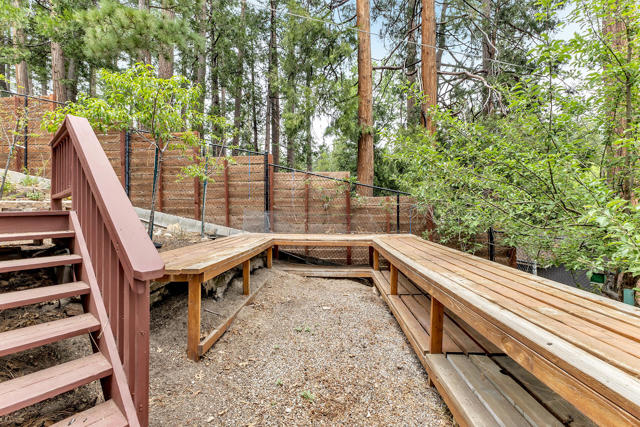 53200 Forest Lake Drive, Idyllwild CA: https://media.crmls.org/mediaz/206ef62d-aa5d-4f8a-a36e-524a6982c285.jpg