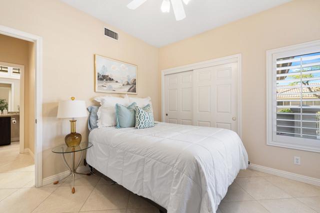 78352 Yucca Blossom Drive, Palm Desert CA: https://media.crmls.org/mediaz/206f284e-a864-40f8-91ed-290bfb6100e9.jpg