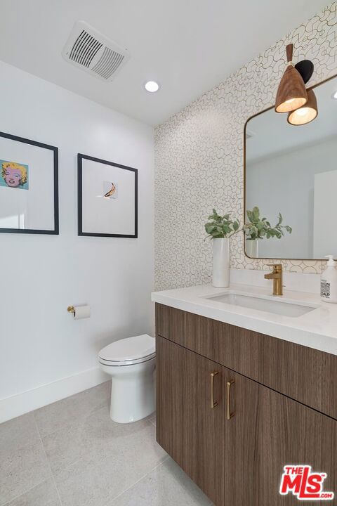 3528 Walnut Avenue, Manhattan Beach, California 90266, 5 Bedrooms Bedrooms, ,3 BathroomsBathrooms,Residential,Sold,Walnut,23238455