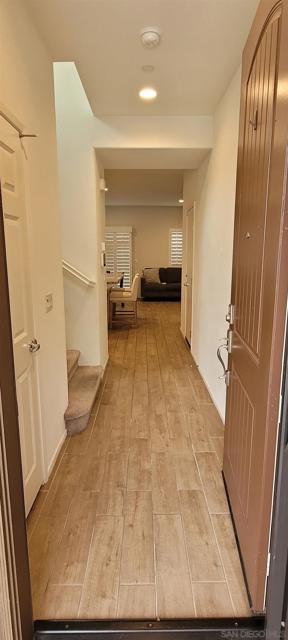 35373 White Camarillo Ln, Fallbrook CA: https://media.crmls.org/mediaz/20713257-6320-445e-b87c-6e64f25d1022.jpg