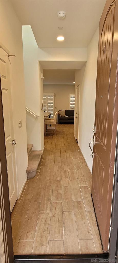 MLS #250031259SD img 2