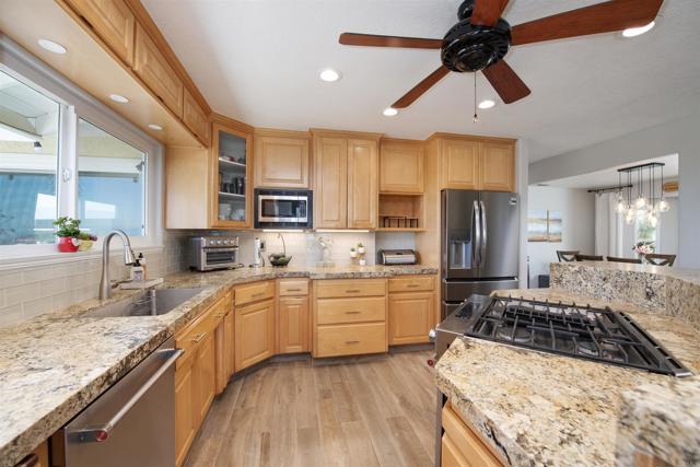 Home for Sale in Valley Center