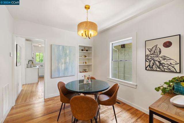 Image 9 of 38 For 1744 Addison Street