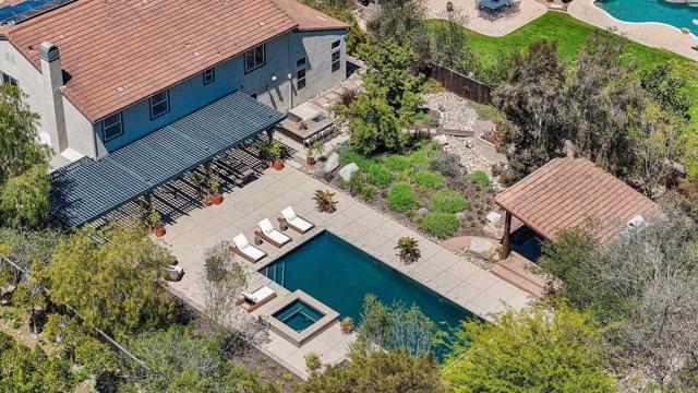 11577 Sweet Willow Way, San Diego CA: https://media.crmls.org/mediaz/207524da-e910-4856-b9c1-0f74603b52e7.jpg