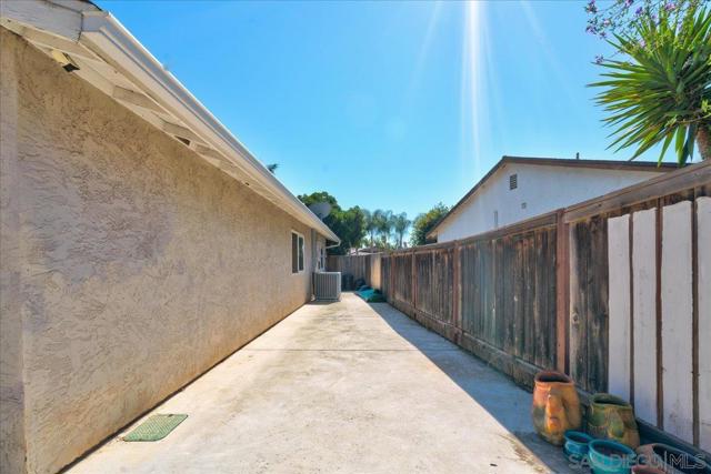 2134 Stanley Way, Escondido, California 92027, 3 Bedrooms Bedrooms, ,2 BathroomsBathrooms,Single Family Residence,For Sale,Stanley Way,250019914SD