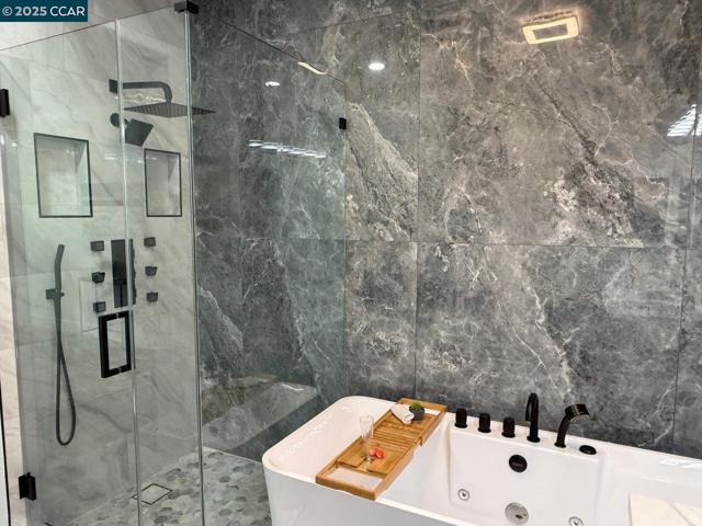 2511 Soren Way, San Ramon CA: https://media.crmls.org/mediaz/2076d959-5534-4666-80c1-220771b81834.jpg