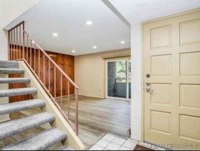 5366 Lake Murray Boulevard, La Mesa CA: https://media.crmls.org/mediaz/2077cfde-6deb-4e21-8ec7-7eceaf7336e4.jpg