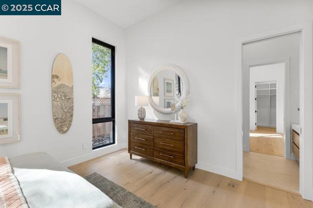 720 Laurel Dr, Walnut Creek CA: https://media.crmls.org/mediaz/2078f9ec-3134-40f4-9a5e-512a9c259055.jpg