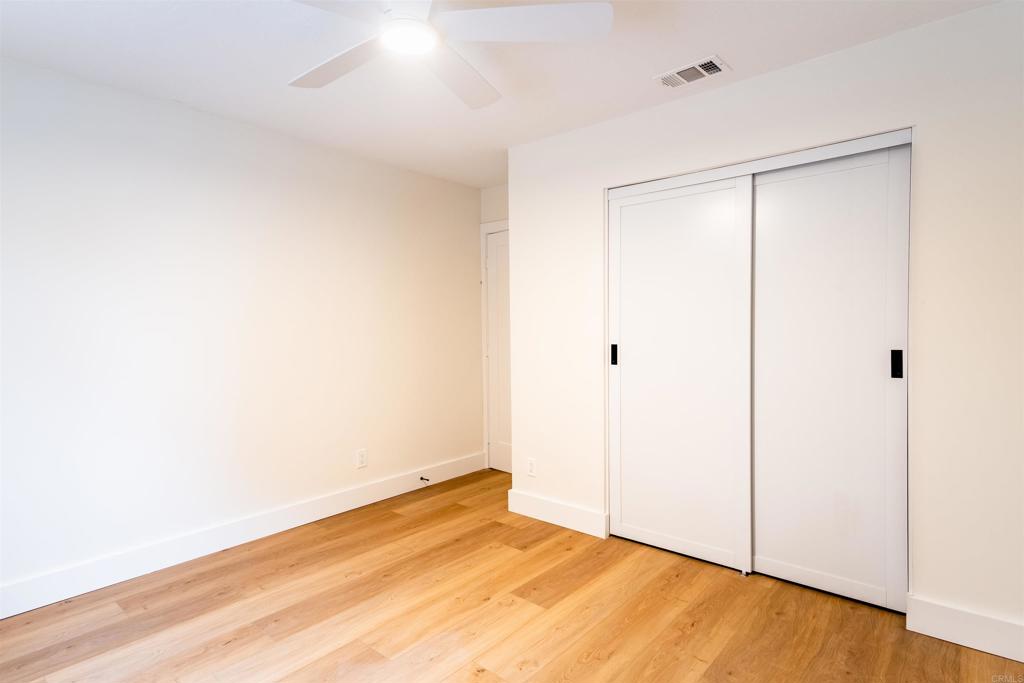 https://media.crmls.org/mediaz/20793d75-aebe-4700-a9d8-df8676565a86.jpg?preset=X-Large