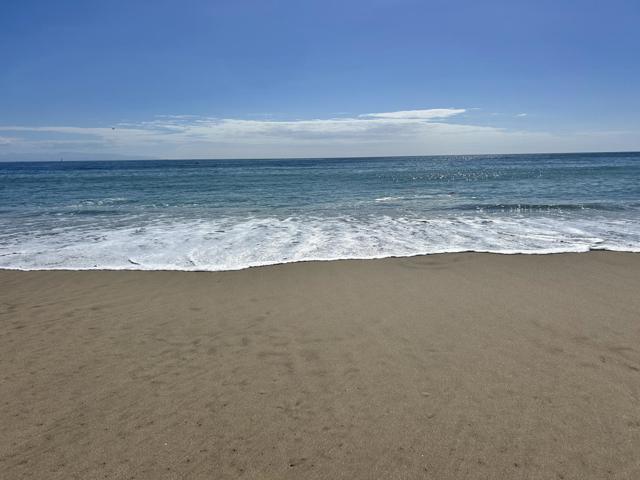 207 2nd Avenue, Santa Cruz CA: https://media.crmls.org/mediaz/2079dd38-dd53-4ee2-8045-ca31e23726d6.jpg