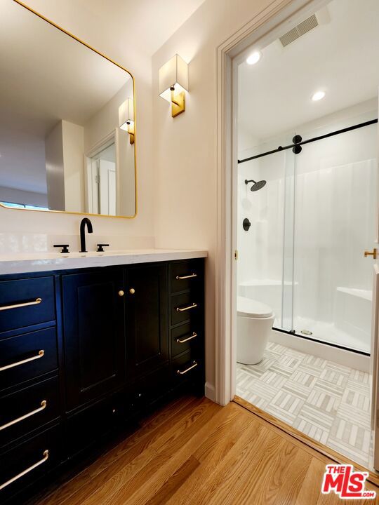 2209 Summertime Lane, 209 photo 8