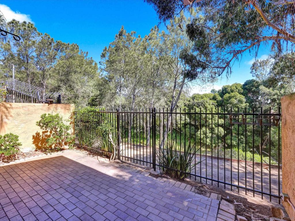 8995 Via Andar - photo 20
