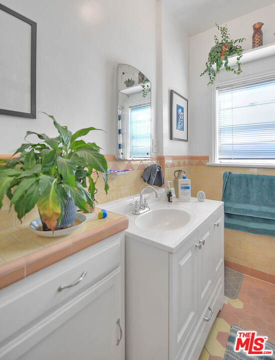 MLS #25616885 image #54