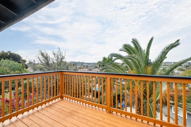 Detail Gallery Image 12 of 44 For 552 Felicita Ave, Spring Valley,  CA 91977 - 5 Beds | 3 Baths