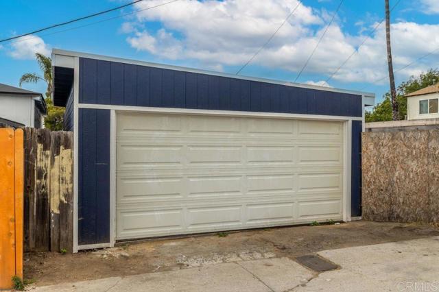 Detail Gallery Image 23 of 23 For 3645 Marlborough Ave, San Diego,  CA 92105 - 3 Beds | 3 Baths