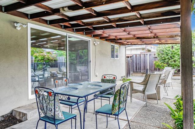 10571 N Blaney Avenue, Cupertino CA: https://media.crmls.org/mediaz/207d4f0f-d7a8-4a48-90ee-b374e723294e.jpg