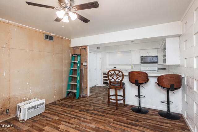 Detail Gallery Image 14 of 18 For 3901 Union Ave #18,  Bakersfield,  CA 93305 - 1 Beds | 1 Baths