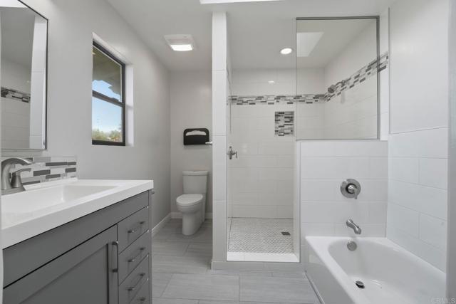 Detail Gallery Image 23 of 34 For 2524 La Costa Ave, Carlsbad,  CA 92009 - 5 Beds | 3 Baths