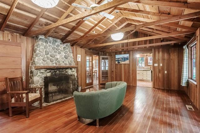 855 Dearborn Park Road, Pescadero CA: https://media.crmls.org/mediaz/207e3ff7-ab5e-4f59-bfcb-69029d8314e9.jpg