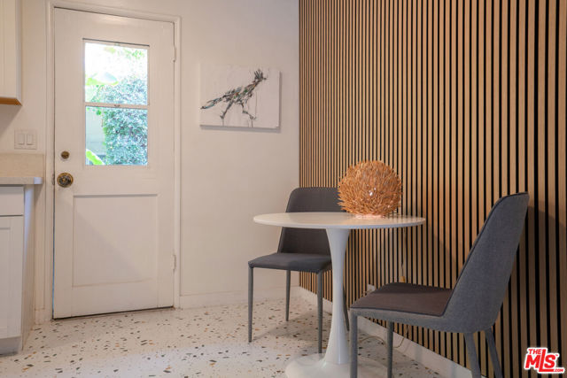 459 E Avenida Olancha, Palm Springs CA: https://media.crmls.org/mediaz/207ee984-747a-4545-99bc-bd1c7888a435.jpg