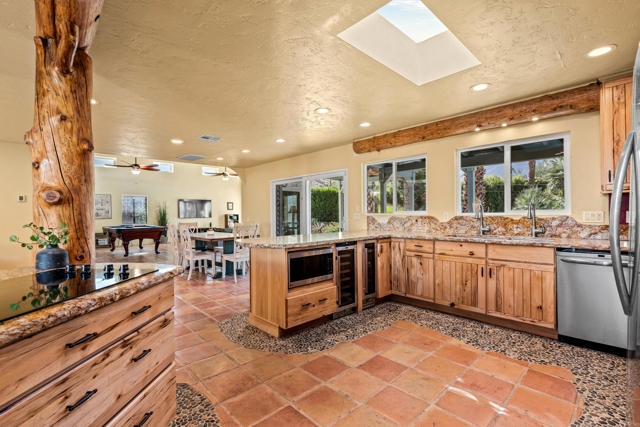 Image 17 of 60 For 2255 Araby Drive