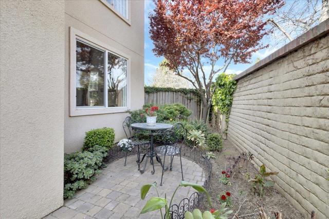1898 Bradbury Street, Salinas CA: https://media.crmls.org/mediaz/207f2a15-4553-4d50-9546-cfc2ad4fb81f.jpg