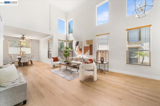 Image 7 of 60 For 368 Riesling Ct