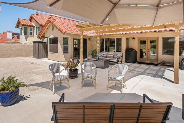 16504 Calle Pulido, San Diego CA: https://media.crmls.org/mediaz/2080c669-c9bf-42f4-850d-abc42055142b.jpg