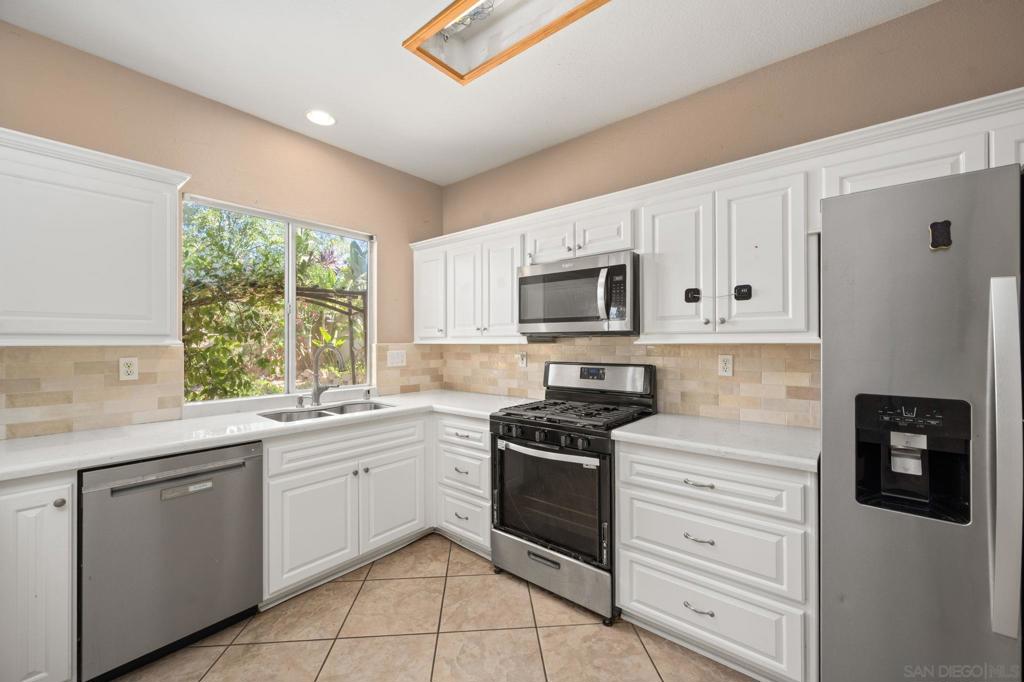 1020 Cima Dr - photo 14