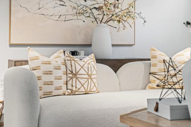 3151 Ramona Street, Palo Alto CA: https://media.crmls.org/mediaz/20812257-c849-44ae-b6ae-27927ed508d4.jpg