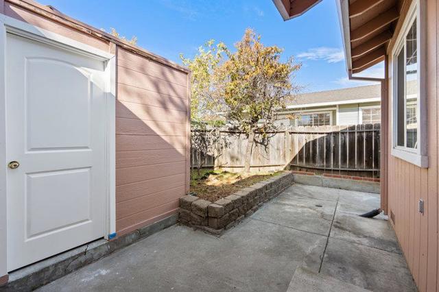 176 Laumer Avenue, San Jose CA: https://media.crmls.org/mediaz/20812342-6284-4005-8006-1e45e1deaa31.jpg