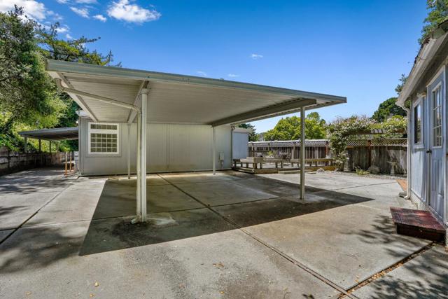 300 Plum Street, Capitola CA: https://media.crmls.org/mediaz/2081504f-4e5d-47e6-a622-cbdeac245bec.jpg