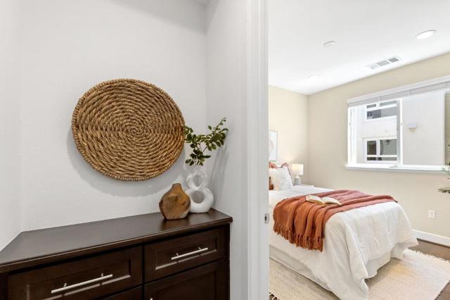 3039 Baze Road, San Mateo CA: https://media.crmls.org/mediaz/20816844-d616-4d98-93e7-f7e916c3e422.jpg